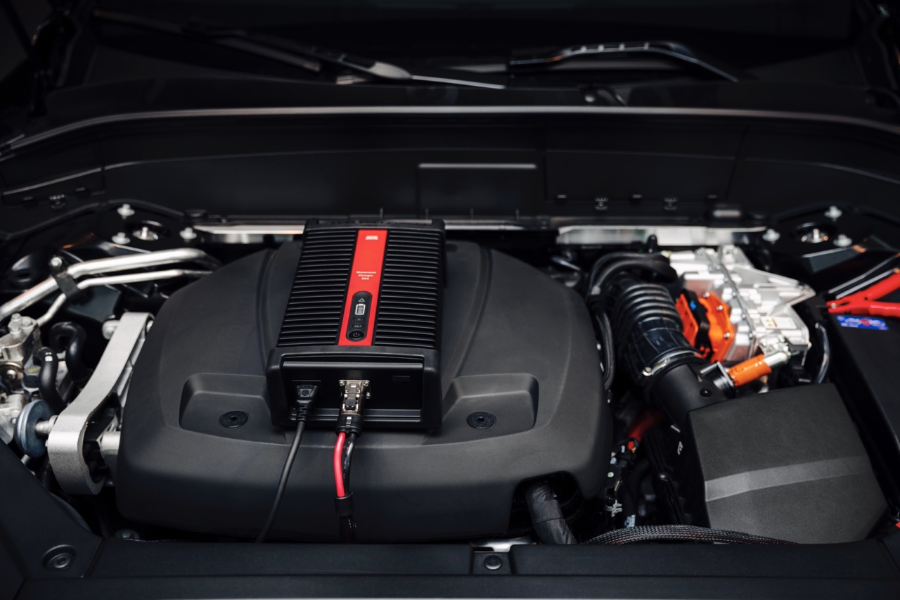 DEFA Workshop/ Showroom Charger 50AH 維修/展間用充電器