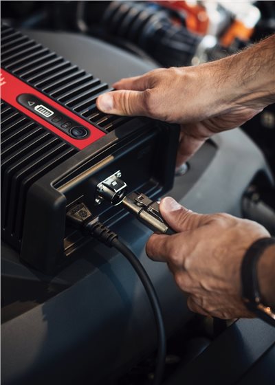 DEFA Workshop/ Showroom Charger 50AH 維修/展間用充電器